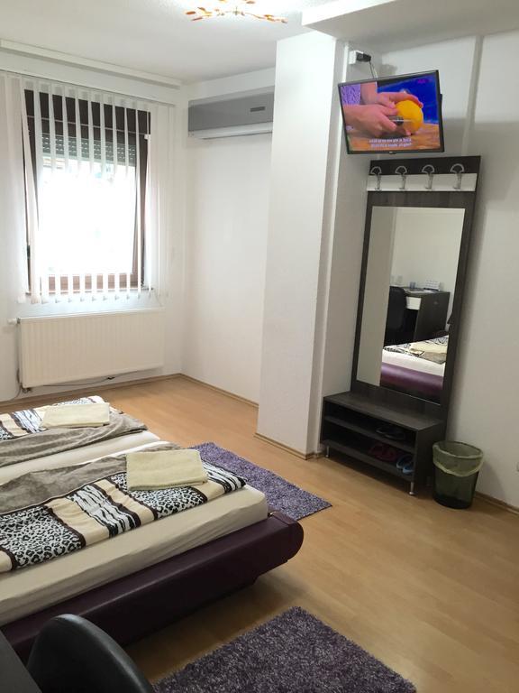 City Bridge Guest House Bihać Esterno foto