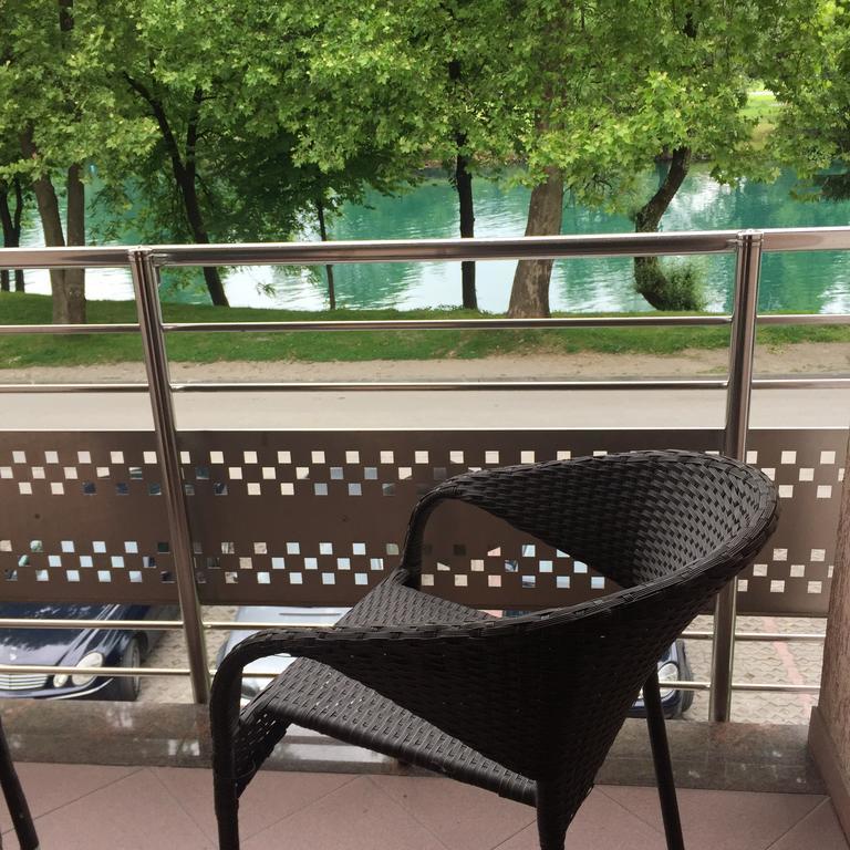 City Bridge Guest House Bihać Esterno foto